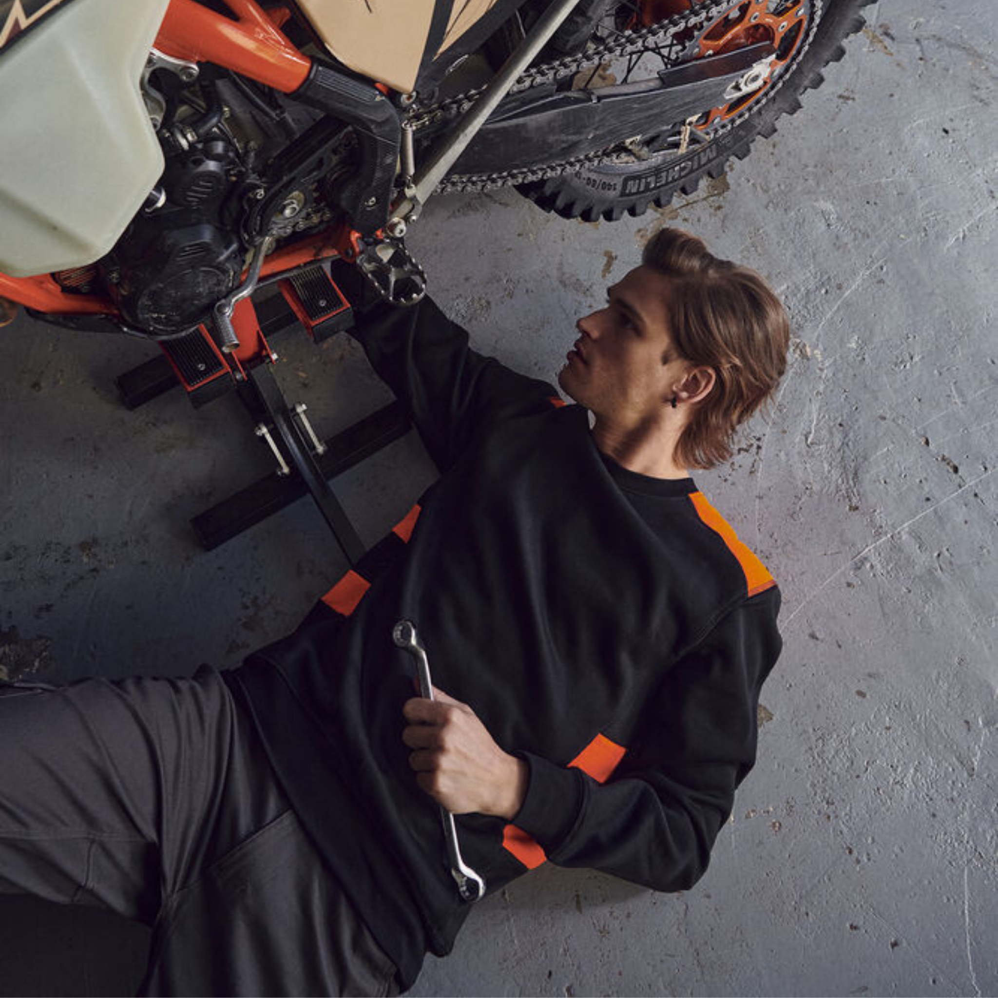 Ambition Sweatshirt Roundneck