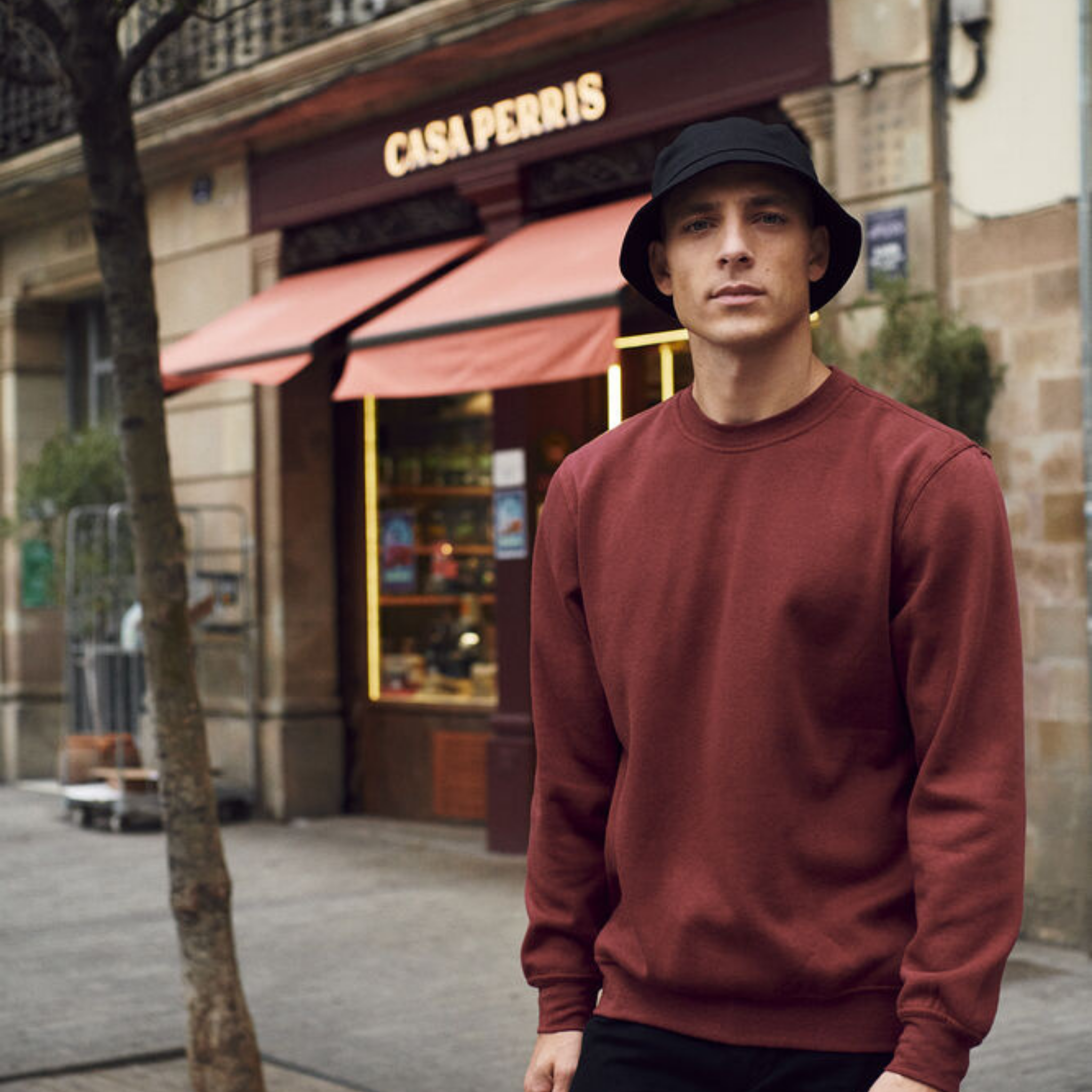Basic Sweatshirt Roundneck